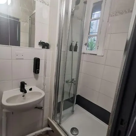 Logement Cosy Pour 4, Wifi, Centre * Монпелье